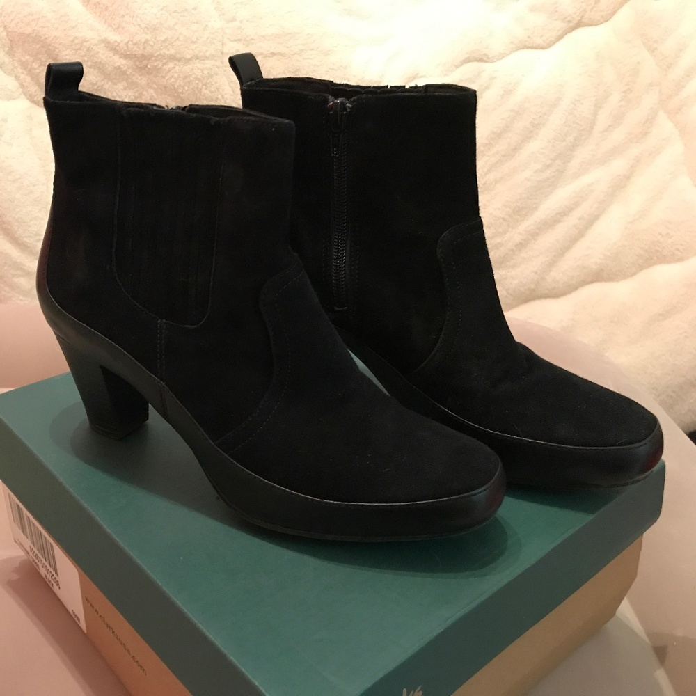 Clark’s Sapphire Ceres short Boot